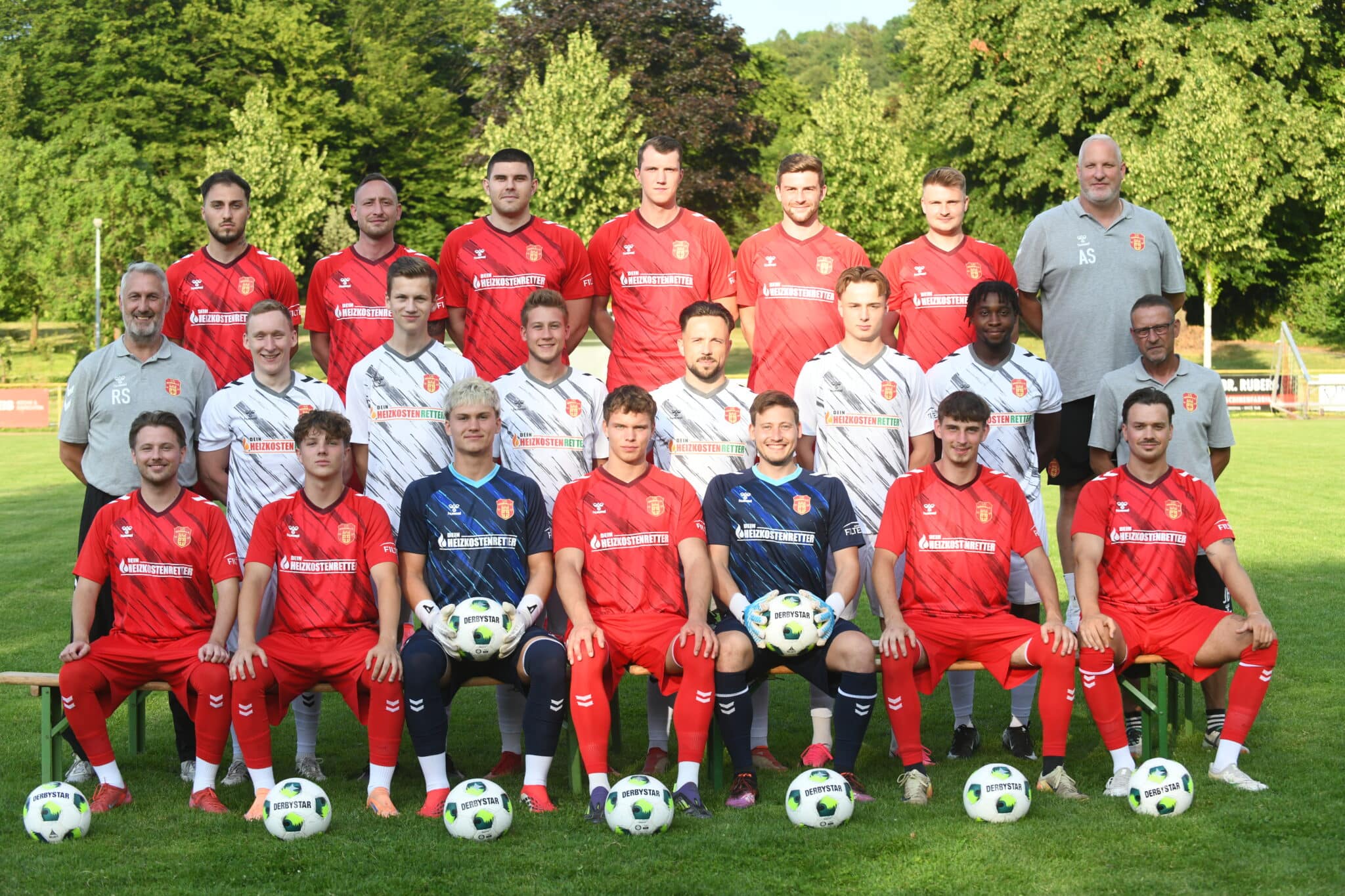 Das Team hinten von links: Alihan Birinci, Tobias Puhl, Alex Hopp, Marlon Pott, Pascal Otte, Dirk Büsse, André Schnatmann; Mitte von links: Richard Soethe, Lucas Balch, Lukas Stamm, Dennis Eichmann, Marius Marx, Linus Herwing, Mawouena Ayena, Jörg Böhme; vorne von links: Nick Neumann, Fynn Neumann, Michael Tsigkerliotis, Tim Ostermann, Daniel Eichmann, Finn Versen und Patrick Stiewe. Es fehlen: Manuel Antonio, Terence Lange, Enrico Jäger und Raphael Reinold.